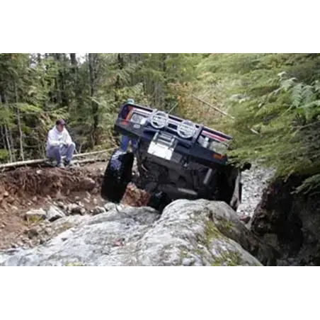 Offroad-Superstore PC WINCH BAR HILUX 84-88 arb