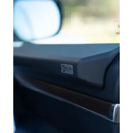 Achetez One Stone Universal Armrests Blackau meilleur prix su