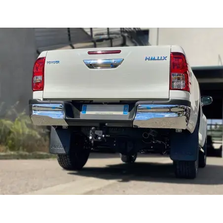 Dirty Roamer Attelage carré 2" homologué Toyota Hilux Revo N4