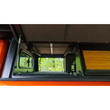 Achetez Bushtech Premium Canopy Toyota Hi Lux Revo (2016-pres