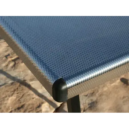 Achetez Eezi-awn K9 Table-smallau meilleur prix sur Offroad-S