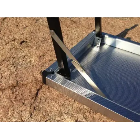 Achetez Eezi-awn K9 Table-mediumau meilleur prix sur Offroad-