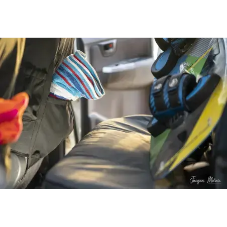 Achetez Tougher Seat Cover Kit Toyota Hi Lux Revo-charcoalau 