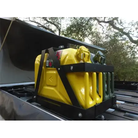 Achetez Eezi-awn K9 Double Jerry Can Holderau meilleur prix s