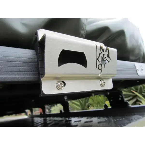 Achetez Eezi-awn K9 Bottle Openerau meilleur prix sur Offroad