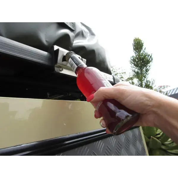 Achetez Eezi-awn K9 Bottle Openerau meilleur prix sur Offroad