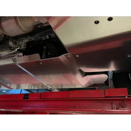 Dirty Roamer Ski réservoir carburant + adblue + webasto en al