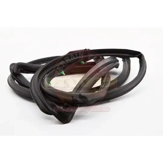 DOOR SEAL REAR R/H