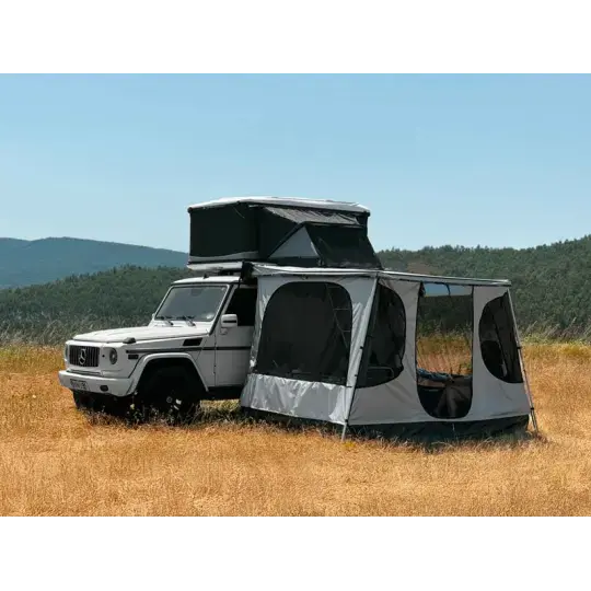 Offroad-Superstore.itStore avec espace de vie James Baroud Fa