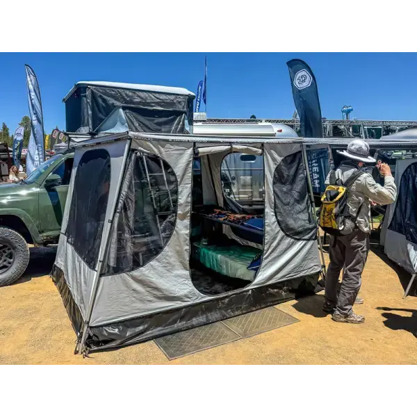 Offroad-Superstore.itStore avec espace de vie James Baroud Fa