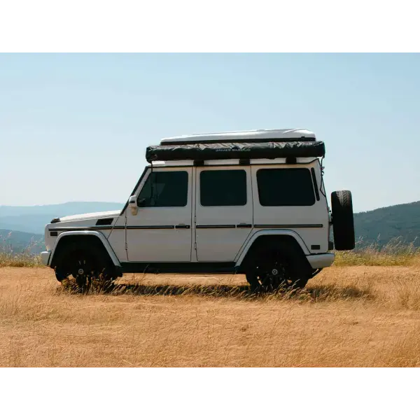 Offroad-Superstore.itStore avec espace de vie James Baroud Fa