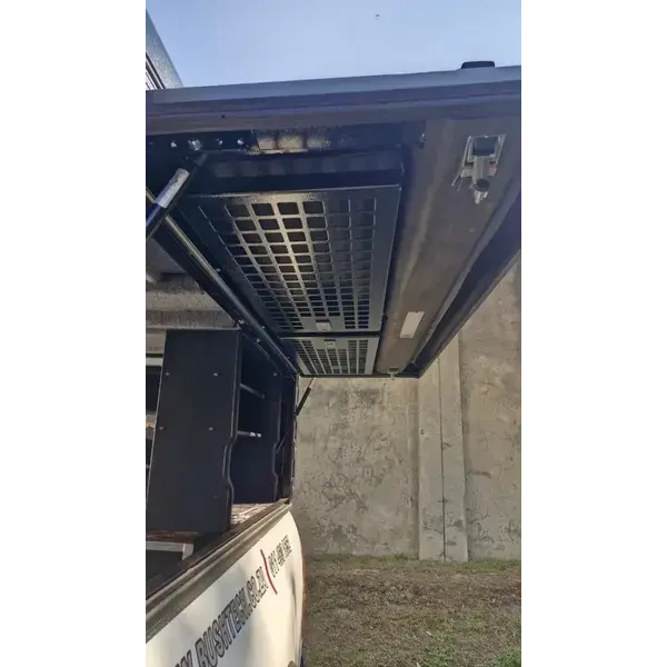 Achetez Bushtech Bush Cabin Drop Down Molle Panels Side Door 