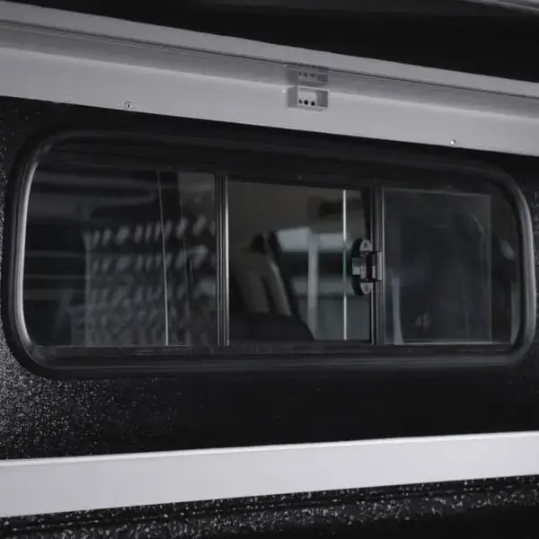 Achetez Bushtech Canopy Nissan Navara (2011-2016)-extra Cab-a