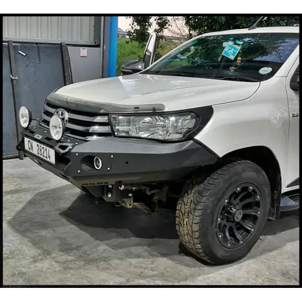 Achetez Gobi-x Front Bumper Toyota Hi Lux (2017-2020) au meil