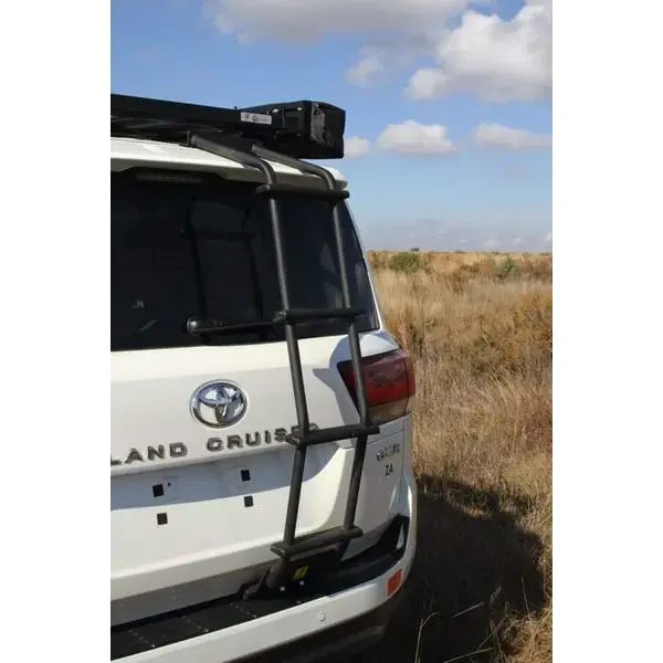 Achetez Eezi-awn K9 Ladder Toyota Land Cruiser 300 au meilleu
