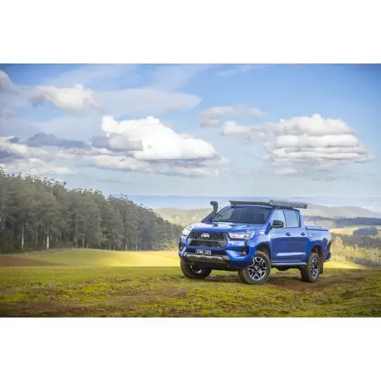 copy ofTOYOTA Hilux Revo Kit OME Nitro+ Toyota Hilux Revo 2016 Diesel - avt 40mm (0-50 kg) - arr 40mm (0-300 kg)