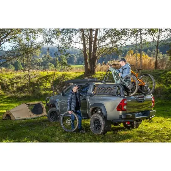 TOYOTA Hilux Revo Kit Suspension complet OME BP51 Rehausse AVANT 40mm - ARRIERE 40mm (0-300 kg)