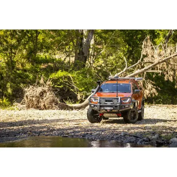 ISUZU D-MAX III N57 N60 2020+ Kit OME Isuzu D-Max 2021+ avt 40mm (0-50kg) - arr 40mm (Medium)