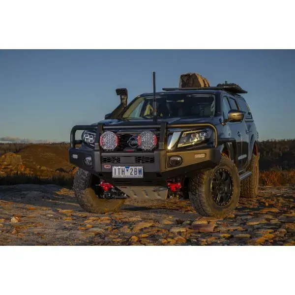 Kit suspension OME Nitro+ Nissan Navara NP300 à ressorts arrière avant 2019 Mk1,2,3