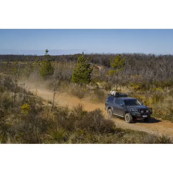 Kit suspension OME Nitro+ Nissan Navara NP300 à lames arrière 2019+