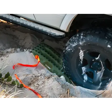 Dirty-Roamer Plaques à sable Maxtrax XTREME vert olive - La p