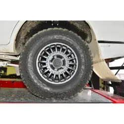 Dirty Roamer Jante Alu Braid Winrace Grise 7 5x17 5x150 ET25 