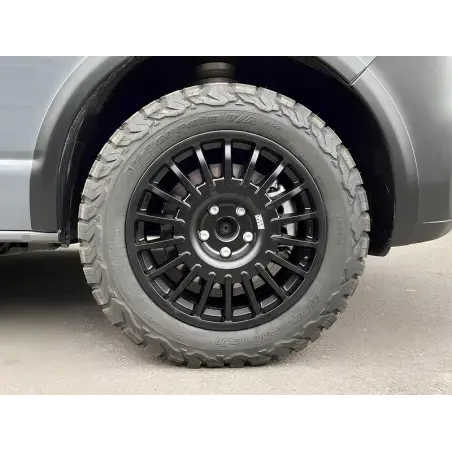 Dirty Roamer Jante alu Braid Winrace T noire 8x18 6x139.7 ET4