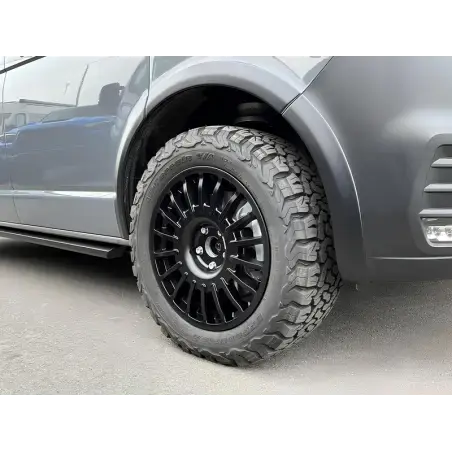 Dirty Roamer Jante alu Braid Winrace T noire 8x18 6x139.7 ET4