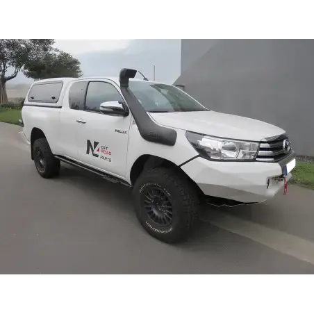Dirty Roamer Snorkel Safari Toyota Hilux Revo D4-D