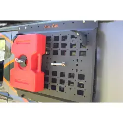 Offroad-SuperstoreSupport jerrycan sur plaque latérale Molle 